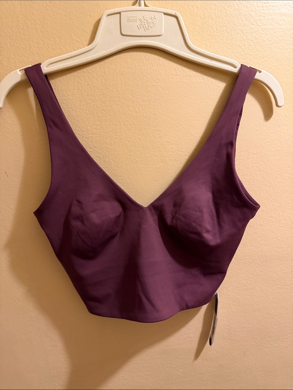 SKIMS Seamless V-Neck Bralette in matte in currant